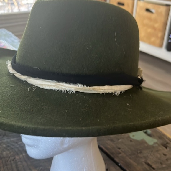 Fedora Hat - Picture 2 of 6